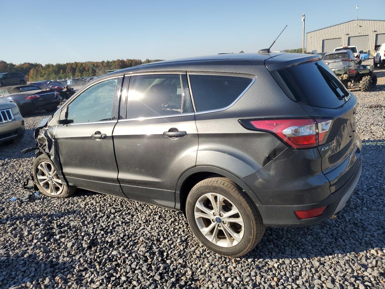 2017 Ford Escape Se - zdjęcie 2