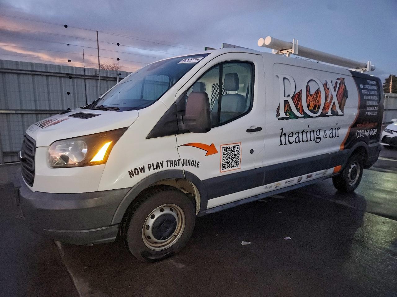 2017 Ford Transit - zdjęcie główne