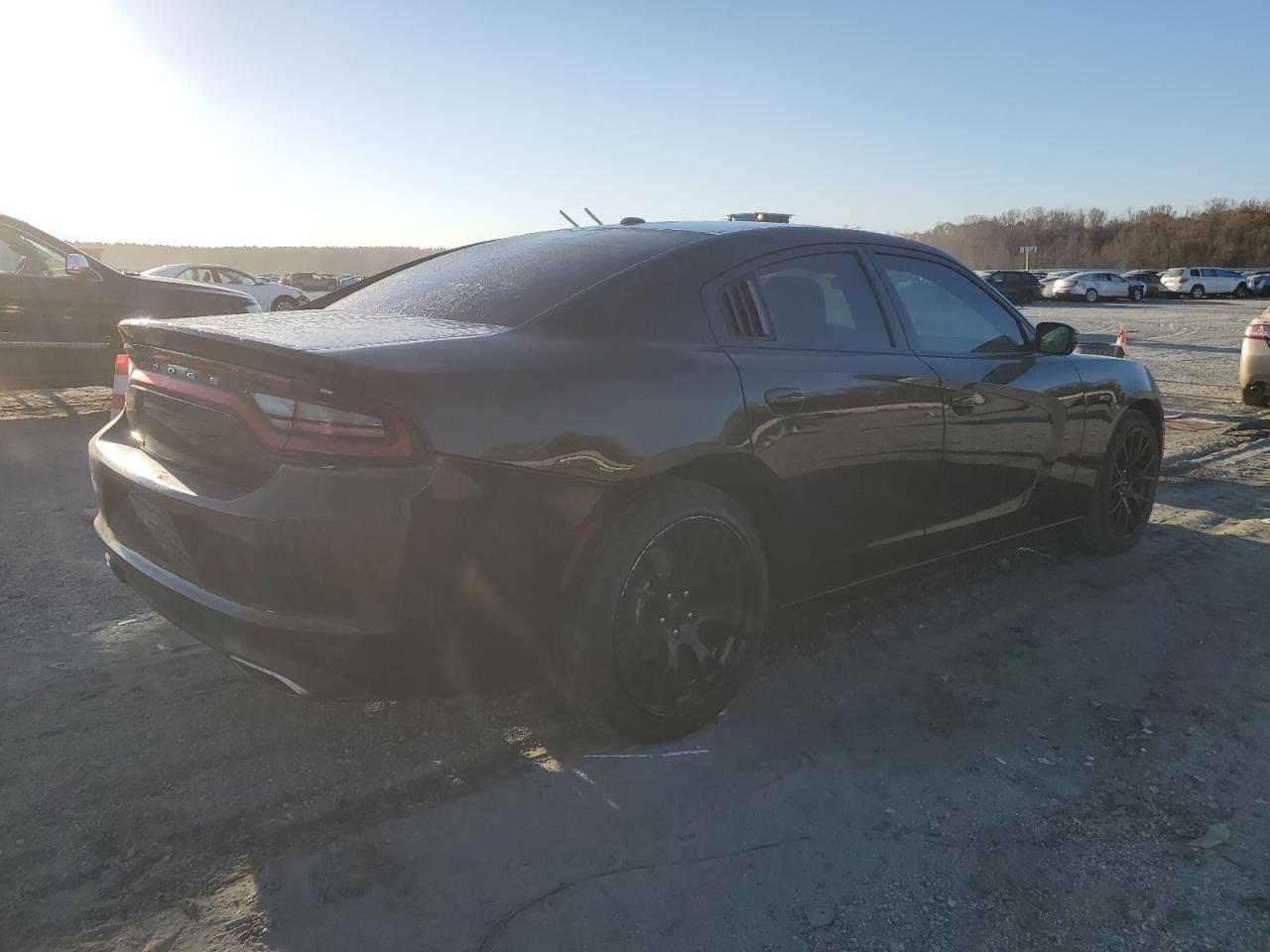 2019 Dodge Charger Sxt - zdjęcie 3