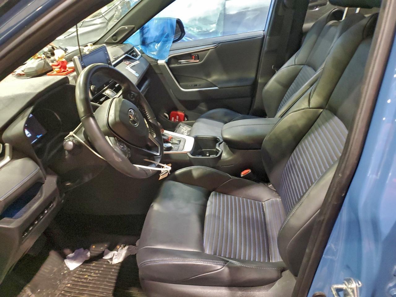 2022 Toyota RAV 4 - zdjęcie 7