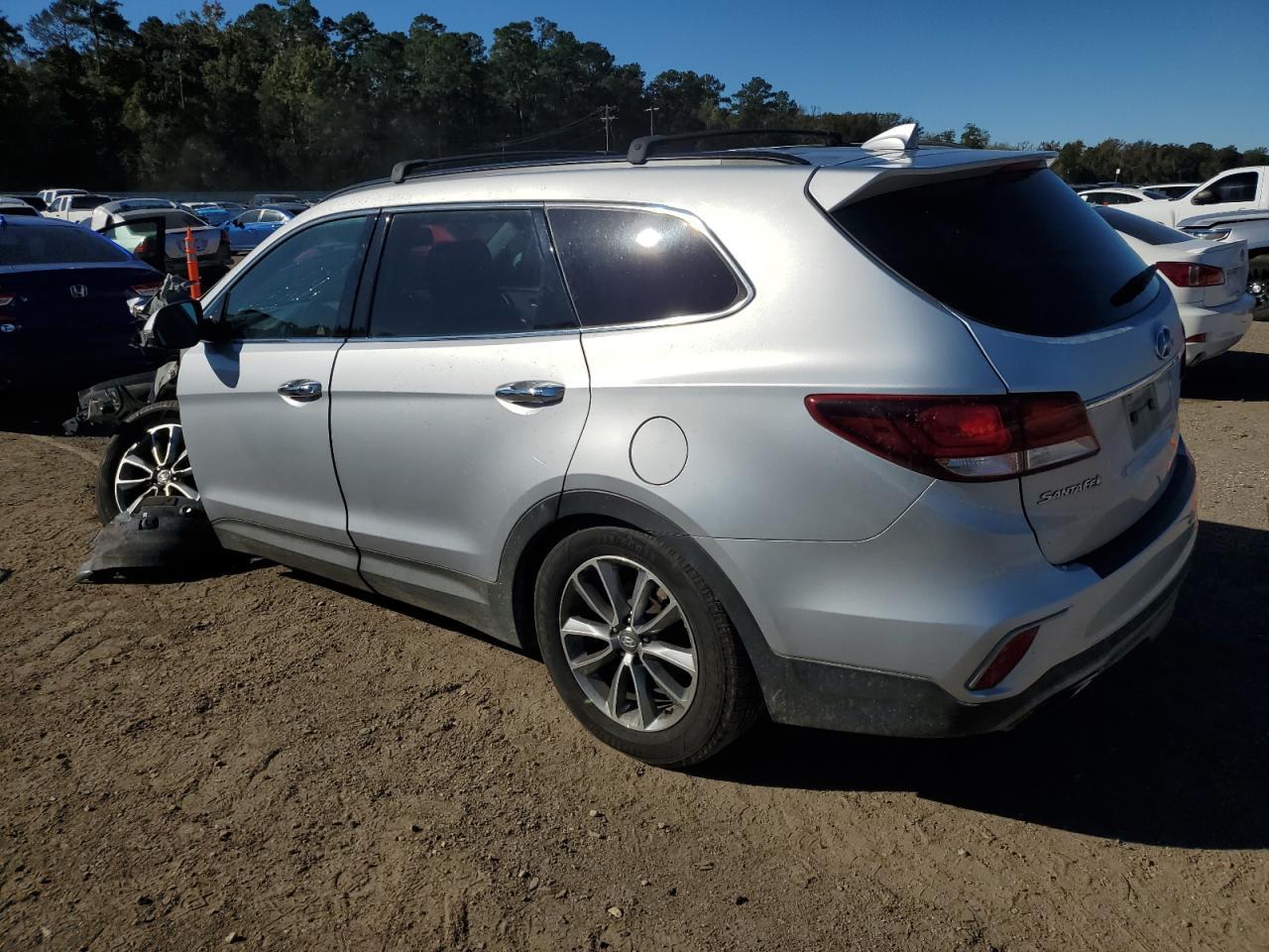 2017 Hyundai Santa Fe Se - zdjęcie 2