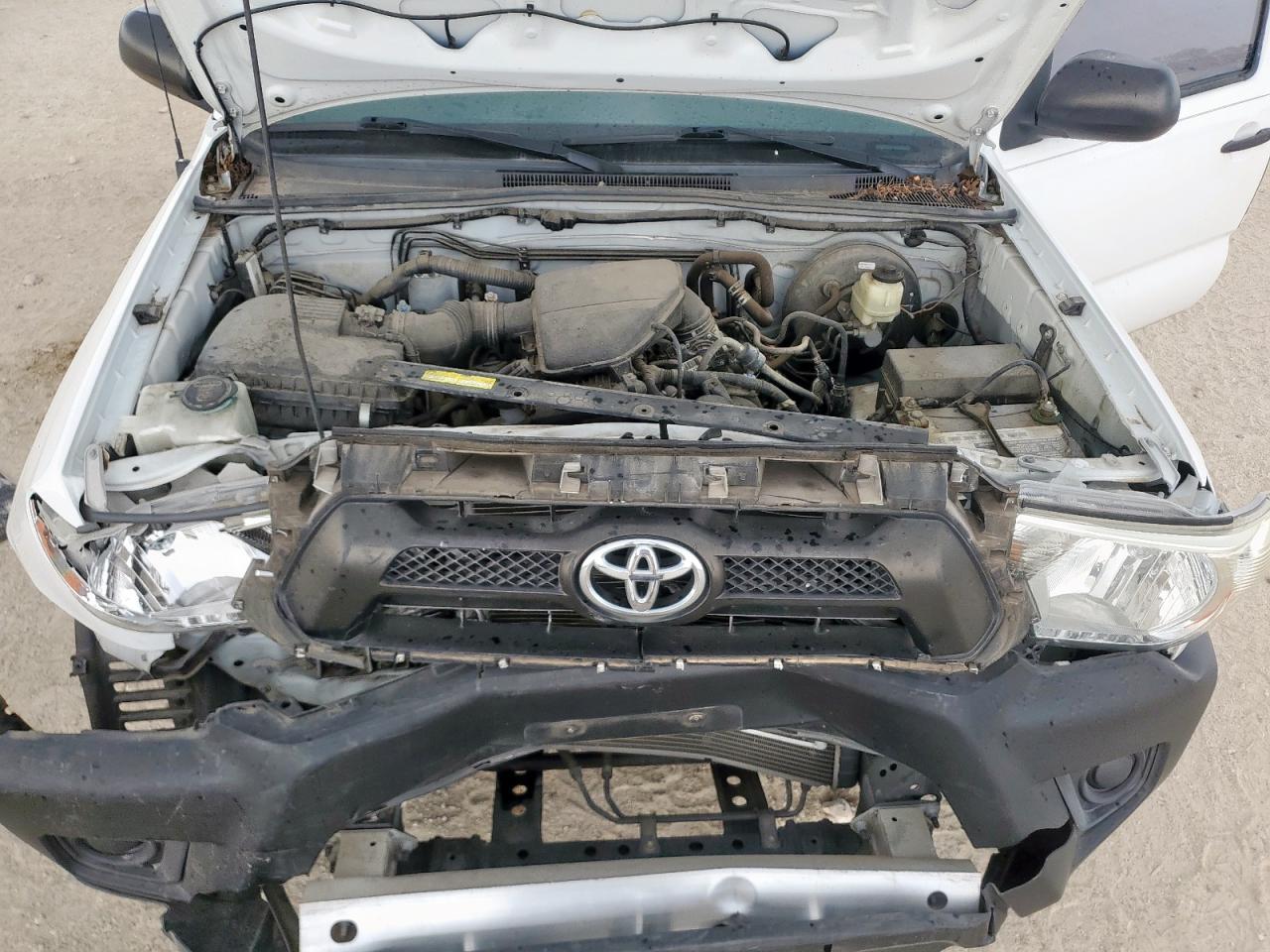 2014 Toyota Tacoma - zdjęcie 11