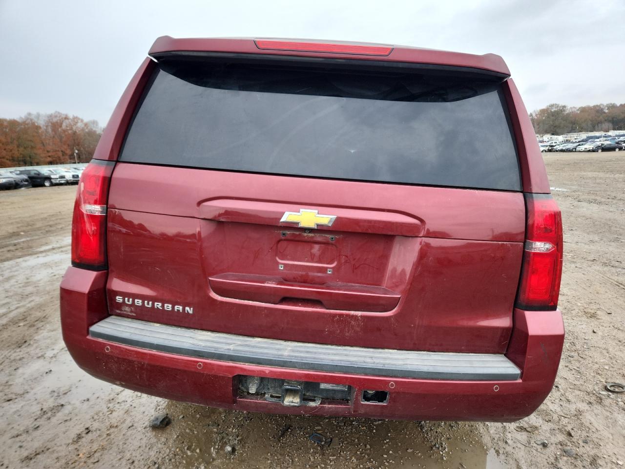 2017 Chevrolet Suburban C1500 Lt - zdjęcie 6