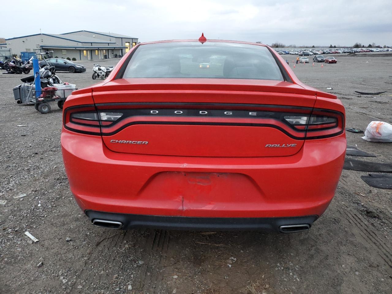 2016 Dodge Charger Sxt - zdjęcie 6