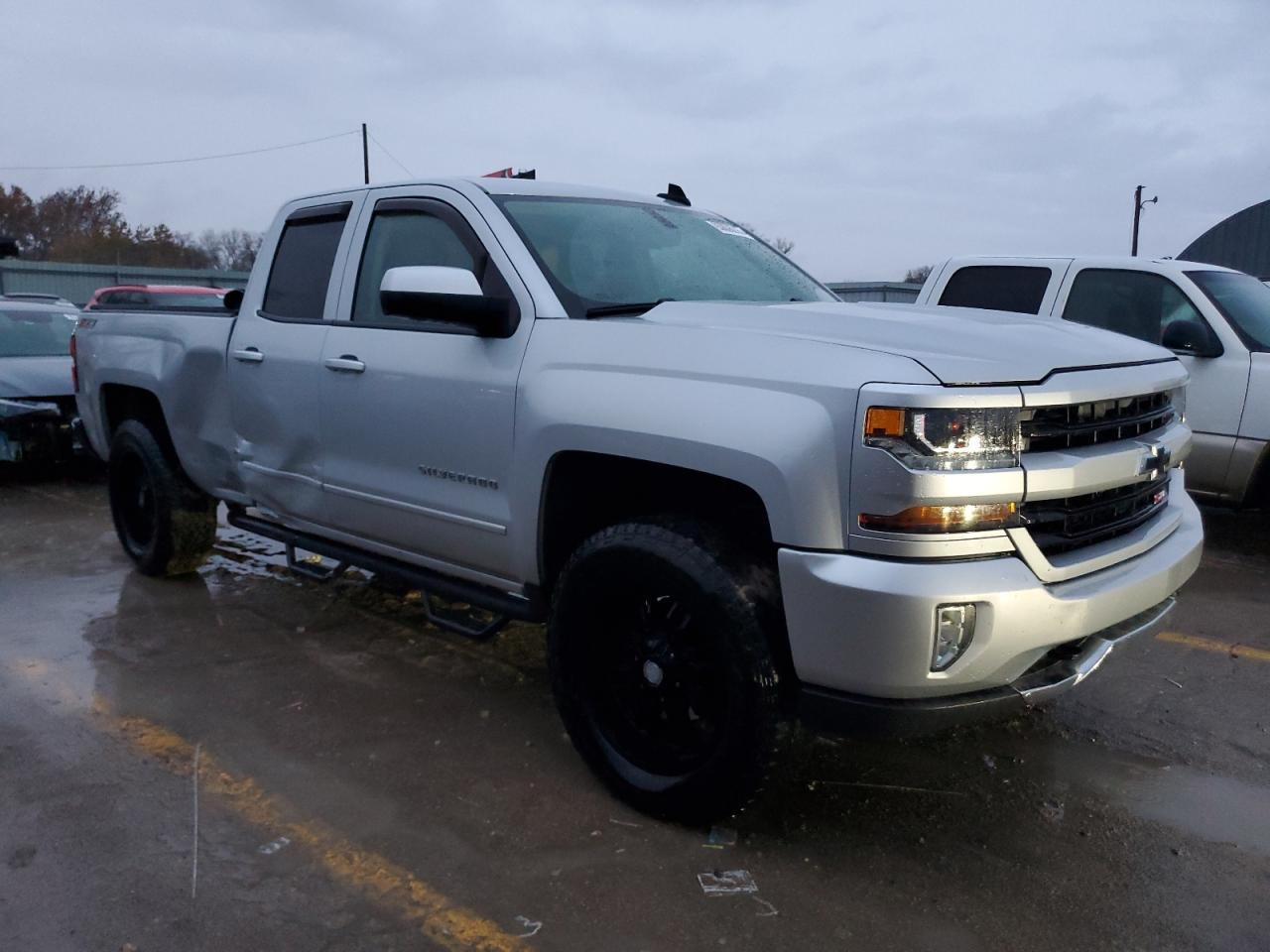 2017 Chevrolet Silverado K1500 Lt - zdjęcie 4