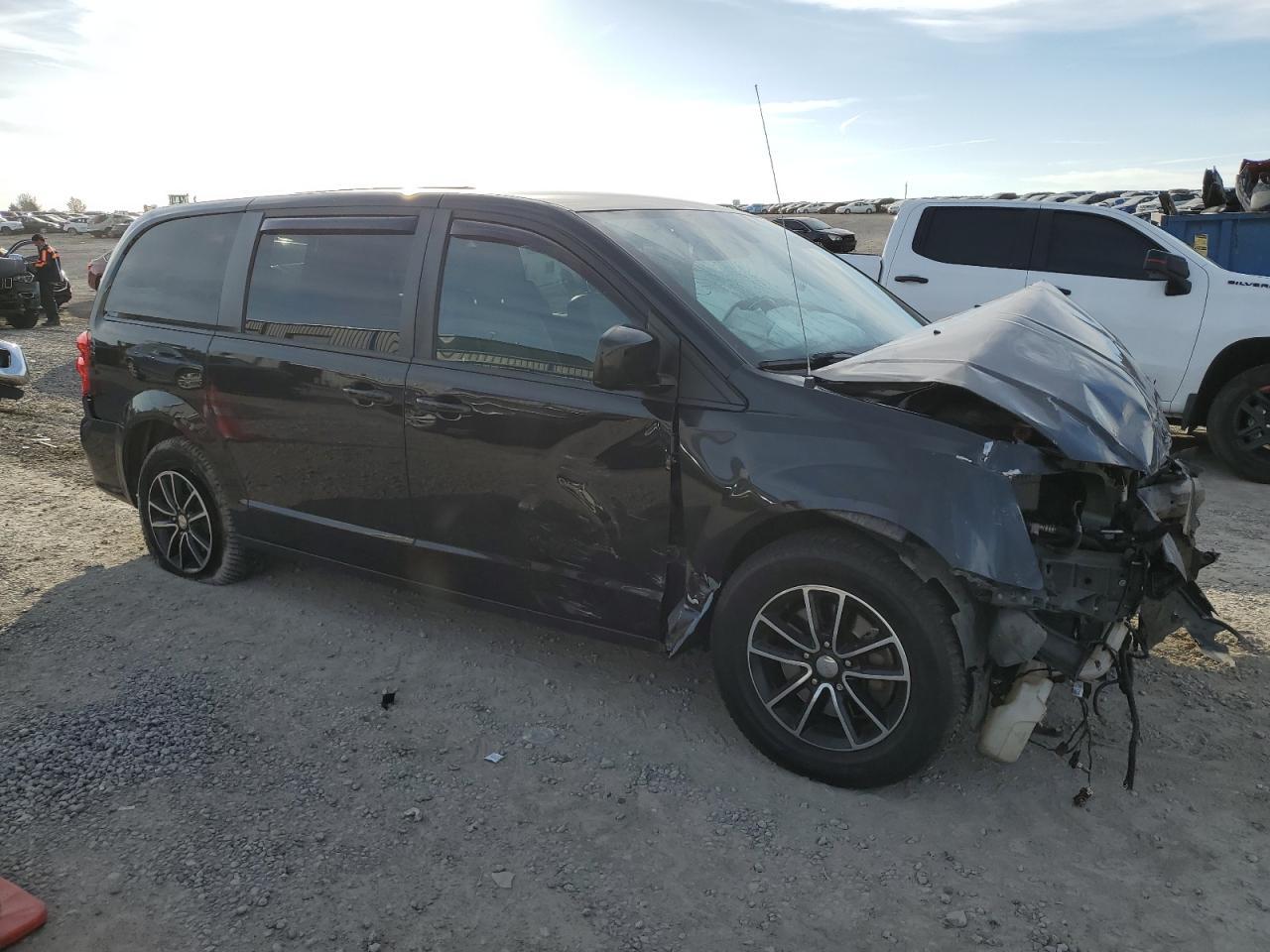 2019 Dodge Grand Caravan Sxt - zdjęcie 4