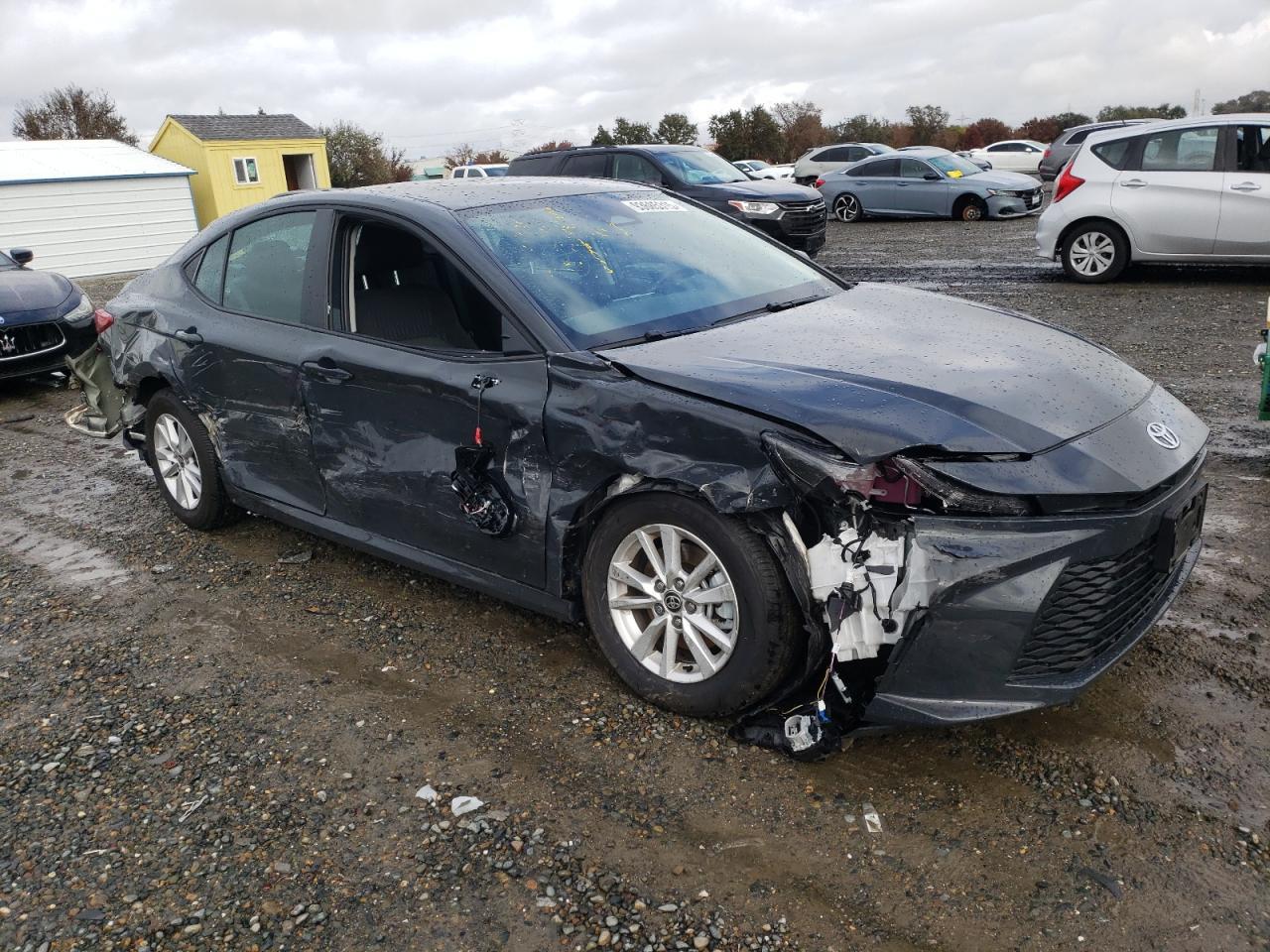 2025 Toyota Camry - zdjęcie 4