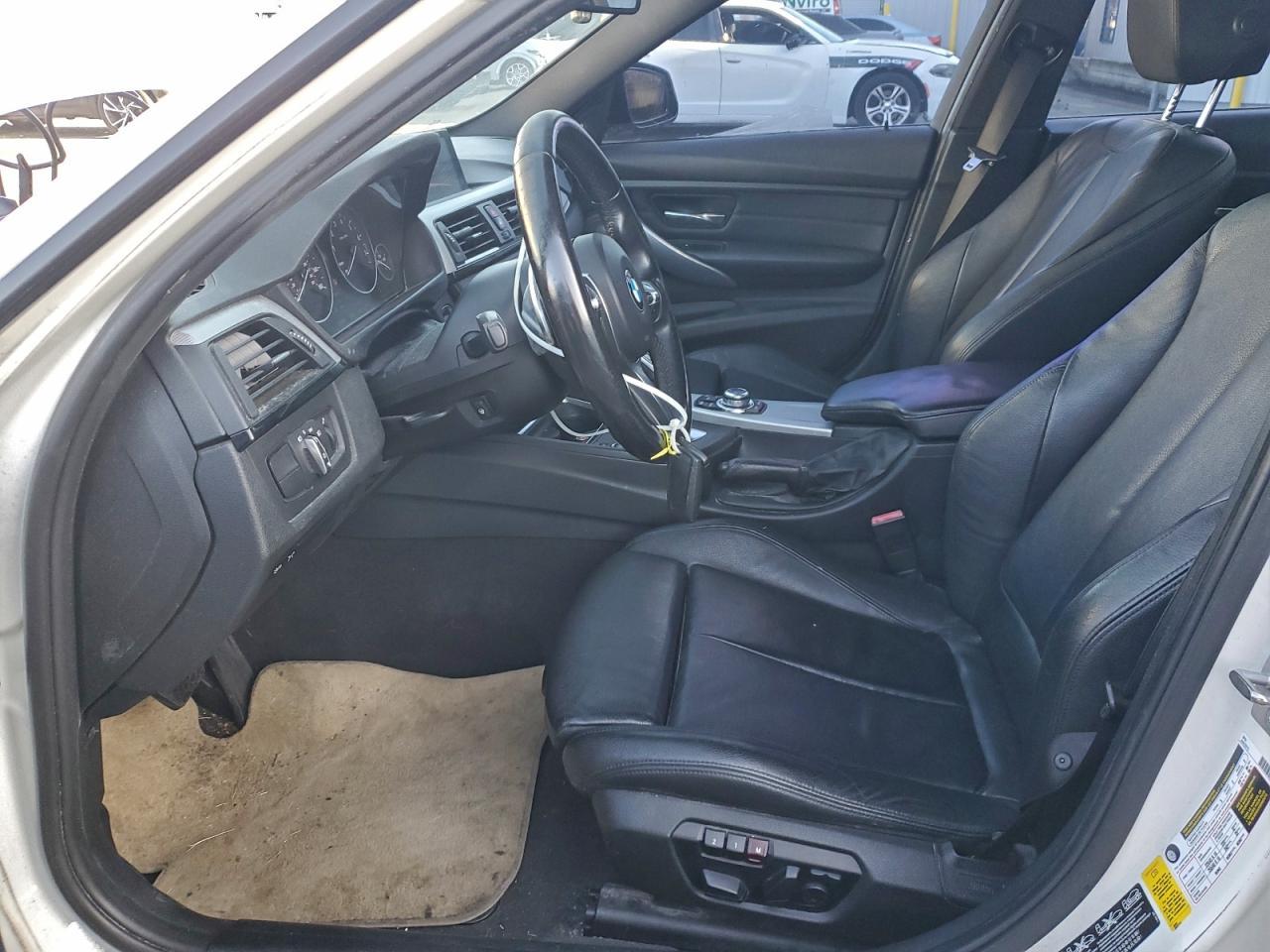 2013 BMW Seria 3 - zdjęcie 7