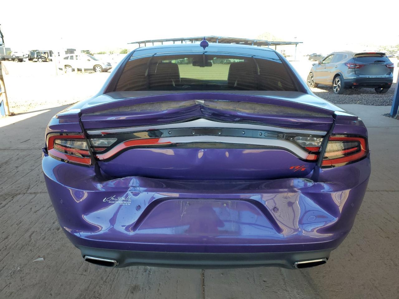 2016 Dodge Charger - zdjęcie 6