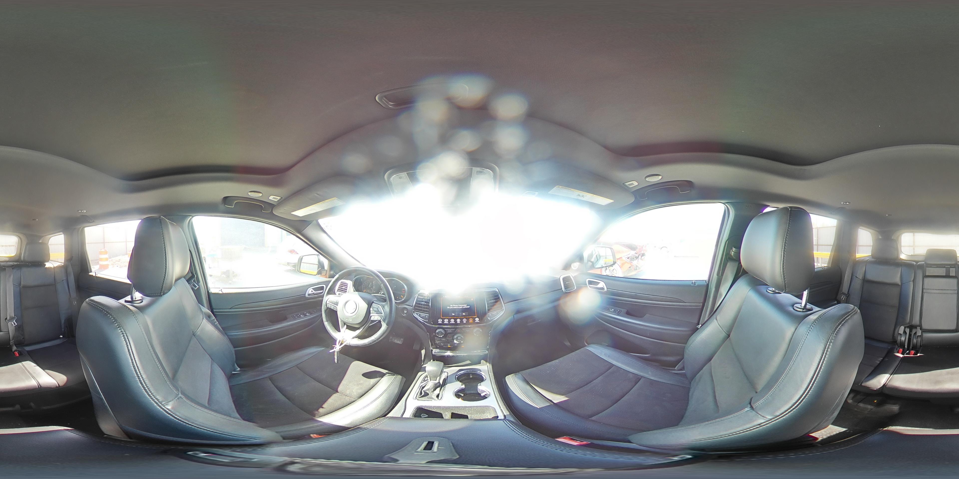 2021 Jeep Grand Cherokee - zdjęcie 15