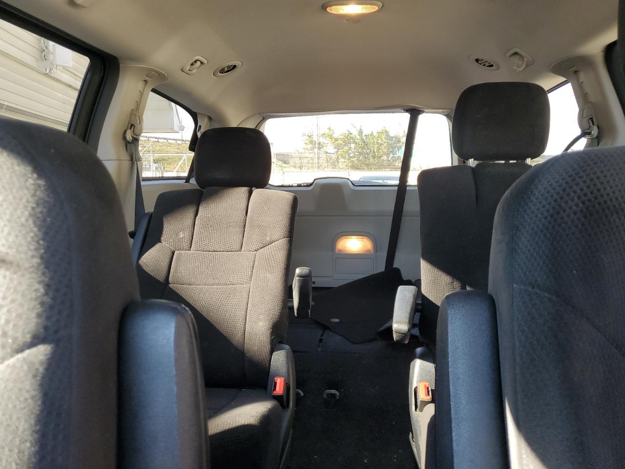 2013 Dodge Caravan - zdjęcie 10