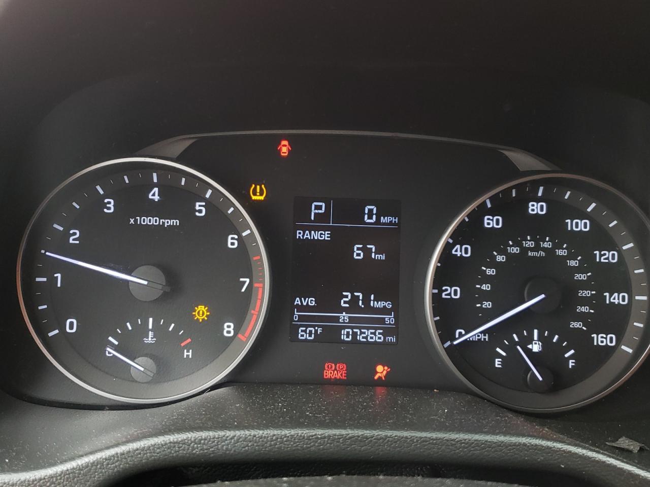 2017 Hyundai Elantra - zdjęcie 9