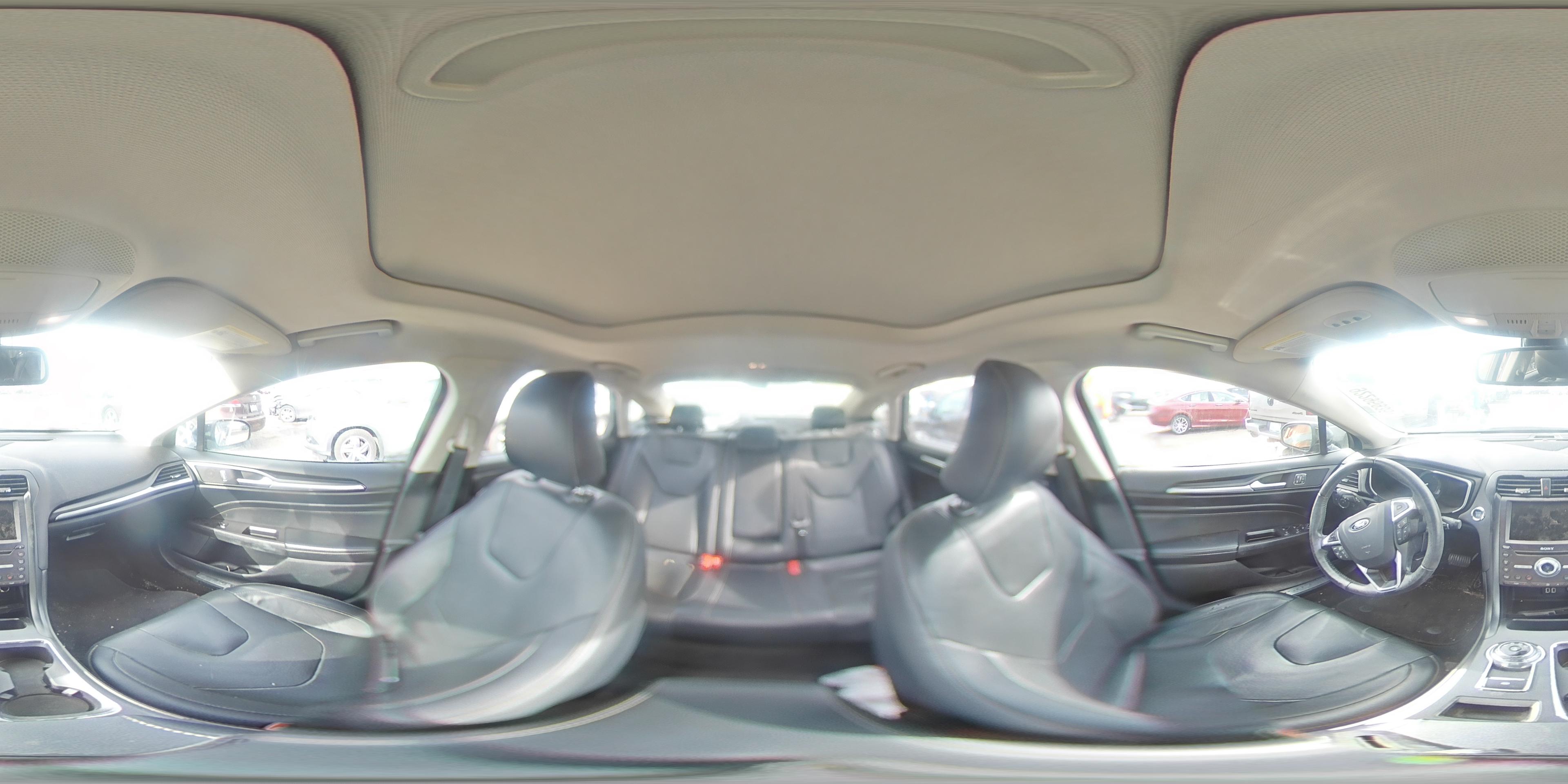 2019 Ford Fusion Titanium - zdjęcie 14