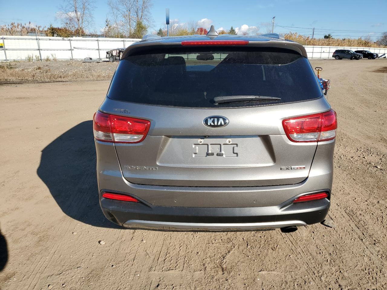 2017 Kia Sorento - zdjęcie 6
