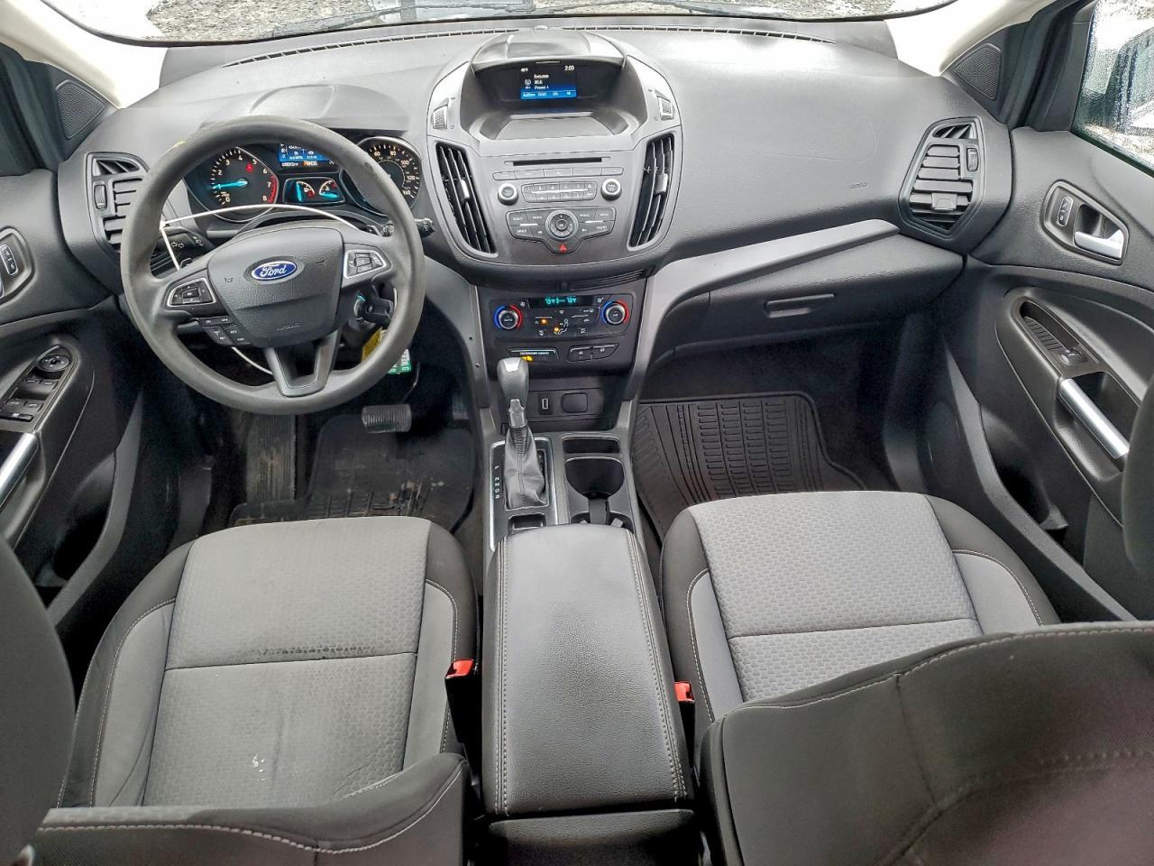 2017 Ford Escape - zdjęcie 8