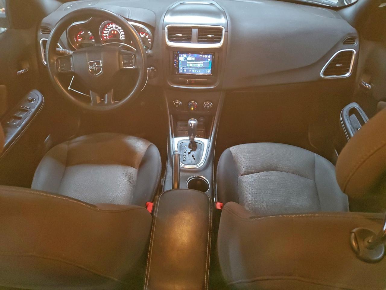 2014 Dodge Avenger - zdjęcie 8