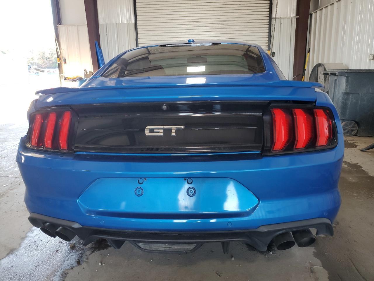 2019 Ford Mustang - zdjęcie 6