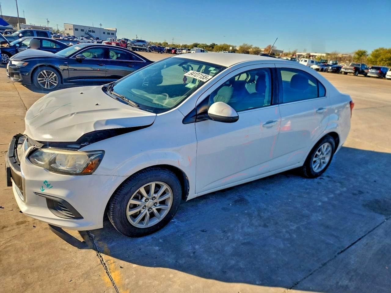 2017 Chevrolet Sonic Lt - zdjęcie główne