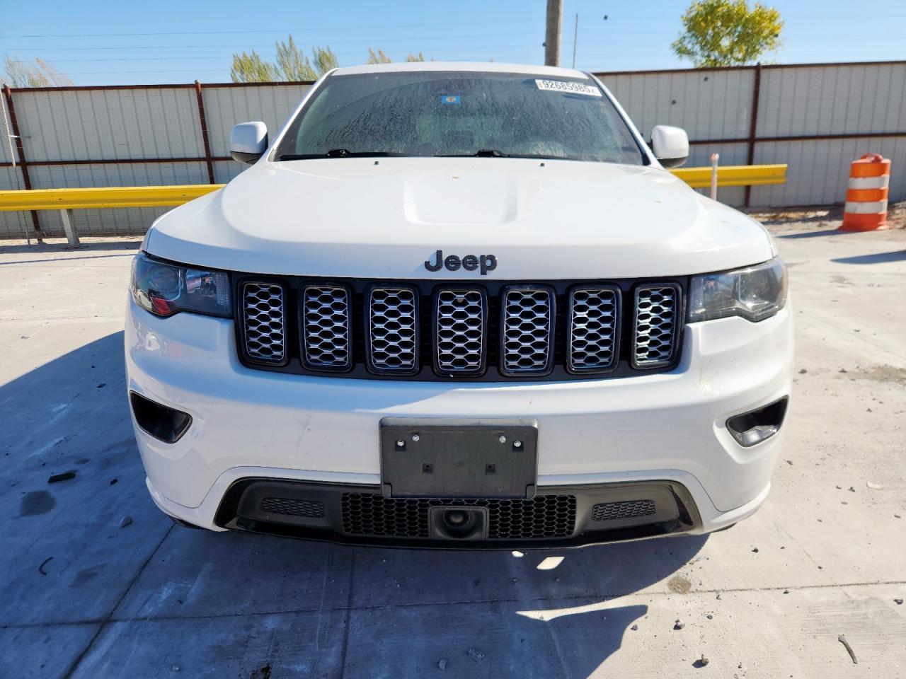 2021 Jeep Grand Cherokee - zdjęcie 5
