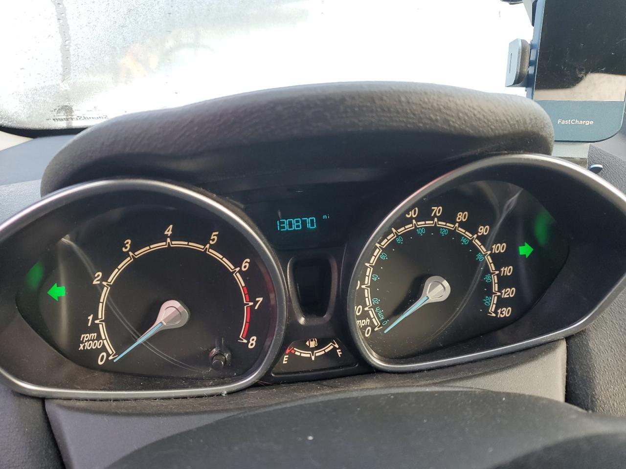 2014 Ford Fiesta Se - zdjęcie 9