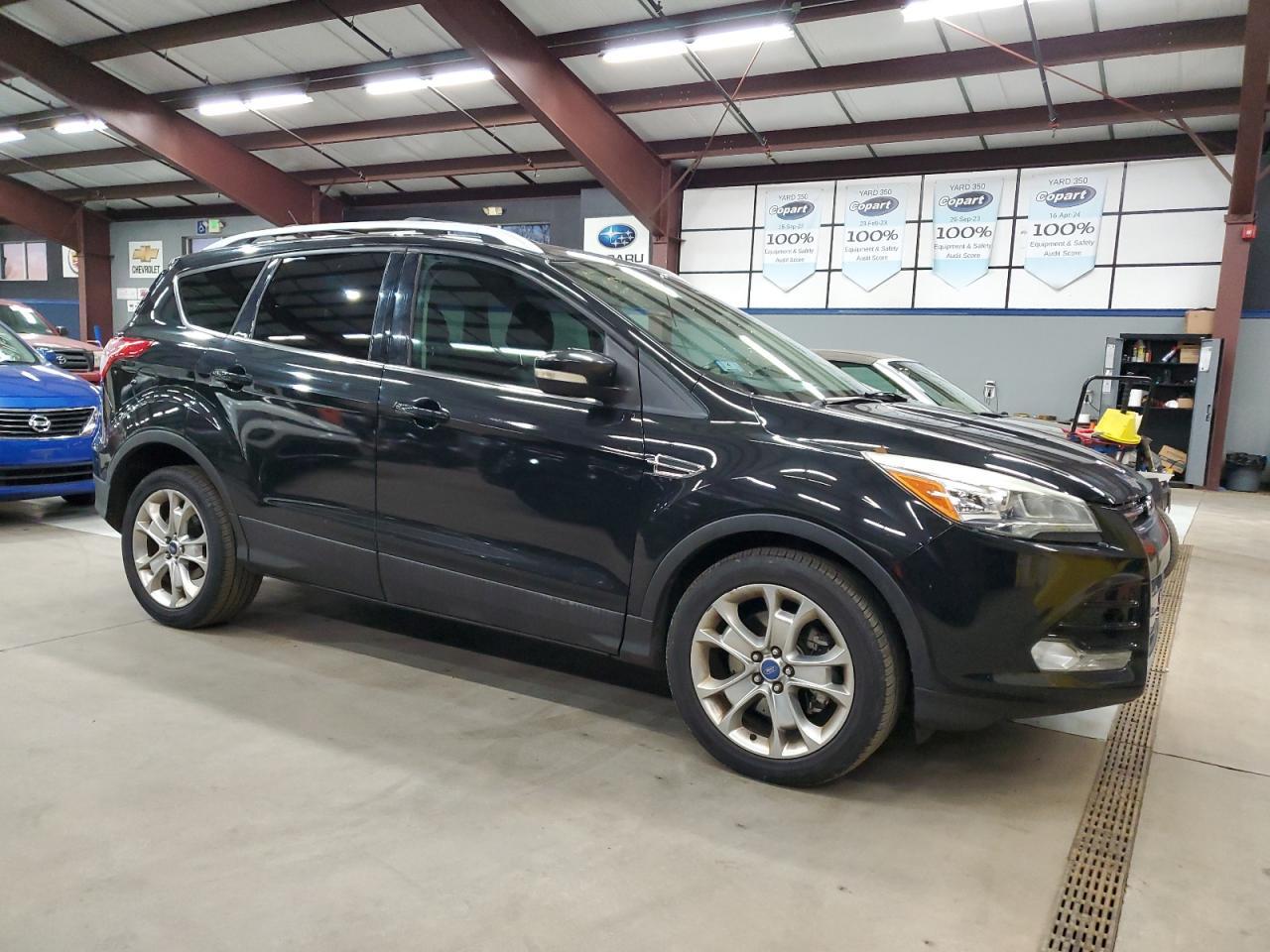 2013 Ford Escape Titanium - zdjęcie 4