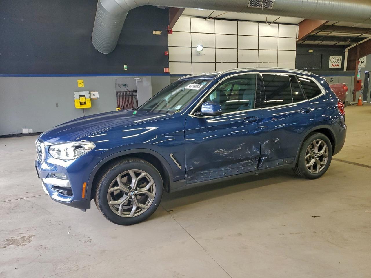 2021 BMW X3 - zdjęcie główne