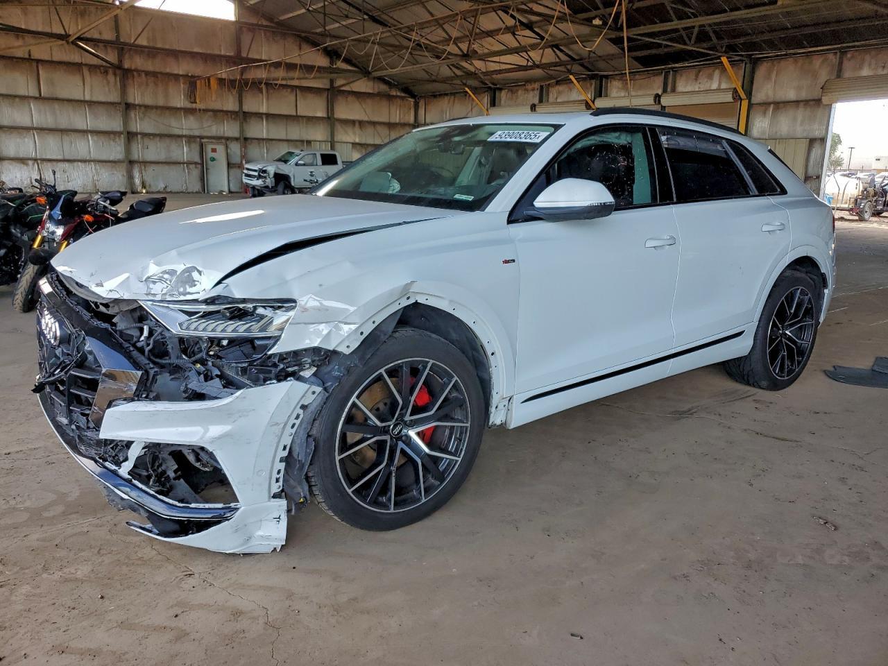 2019 Audi Q8 - zdjęcie główne