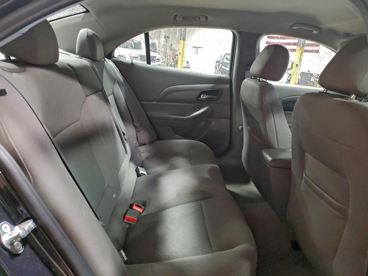 2015 Chevrolet Malibu - zdjęcie 10