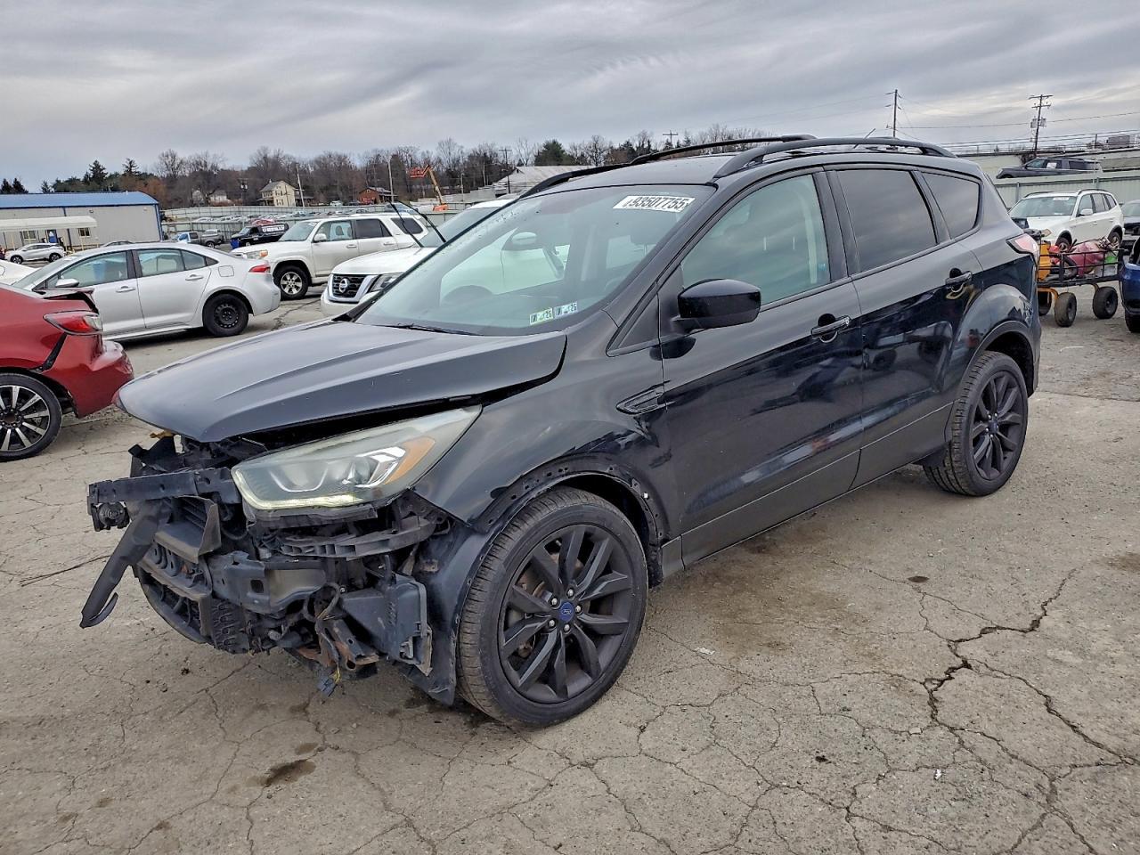 2017 Ford Escape - zdjęcie główne