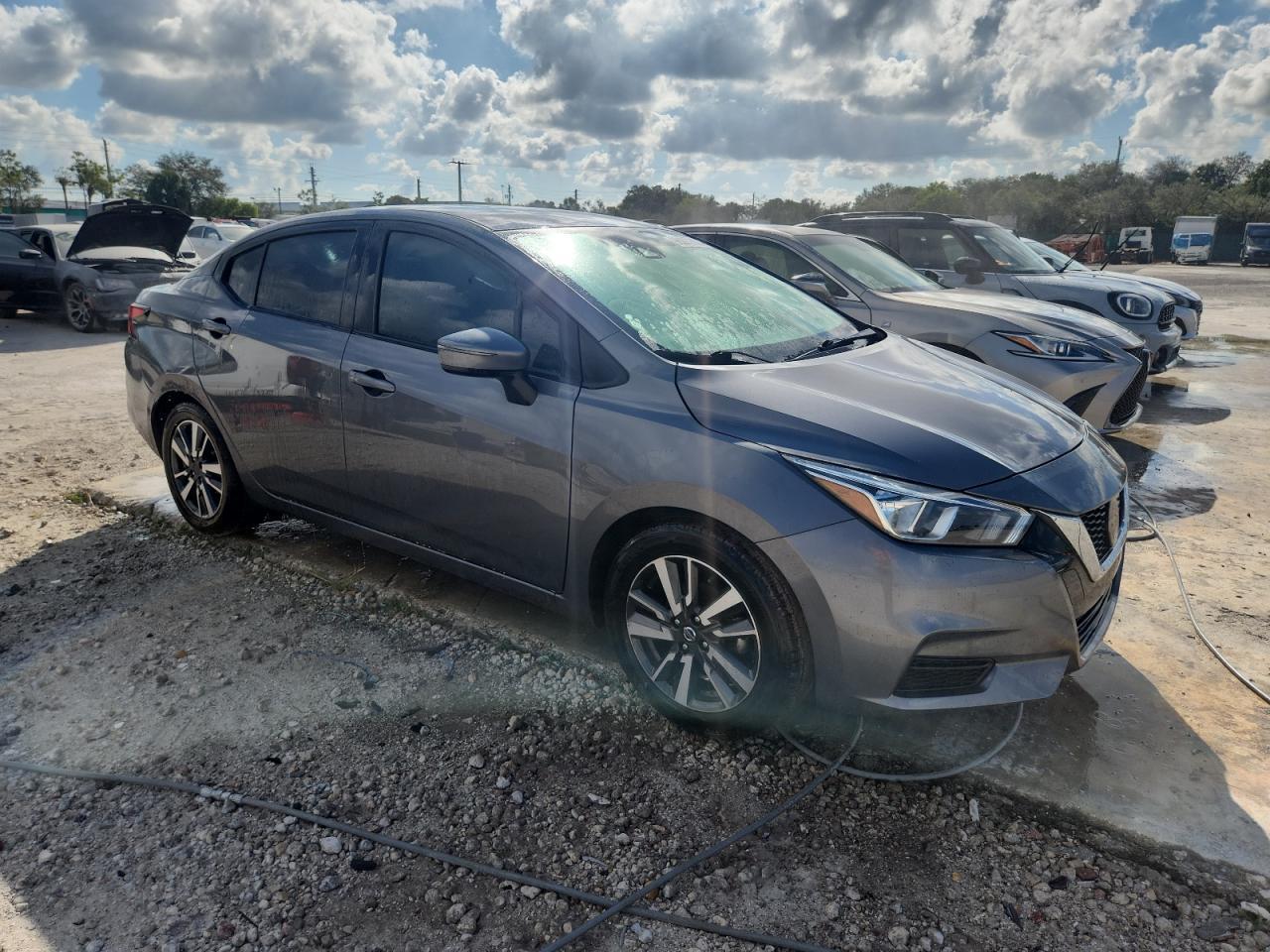 2021 Nissan Versa Sv - zdjęcie 4