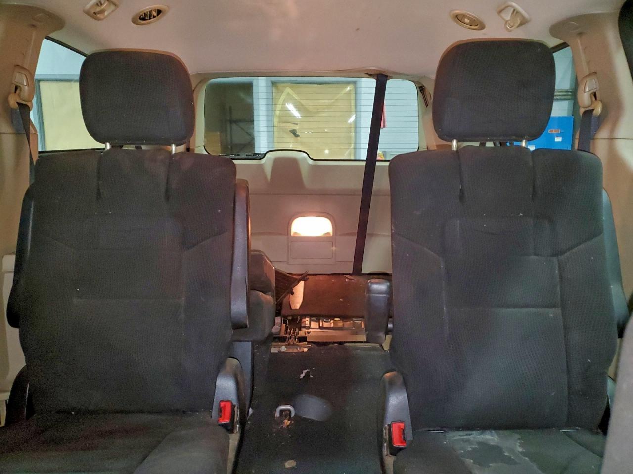 2013 Dodge Caravan - zdjęcie 10