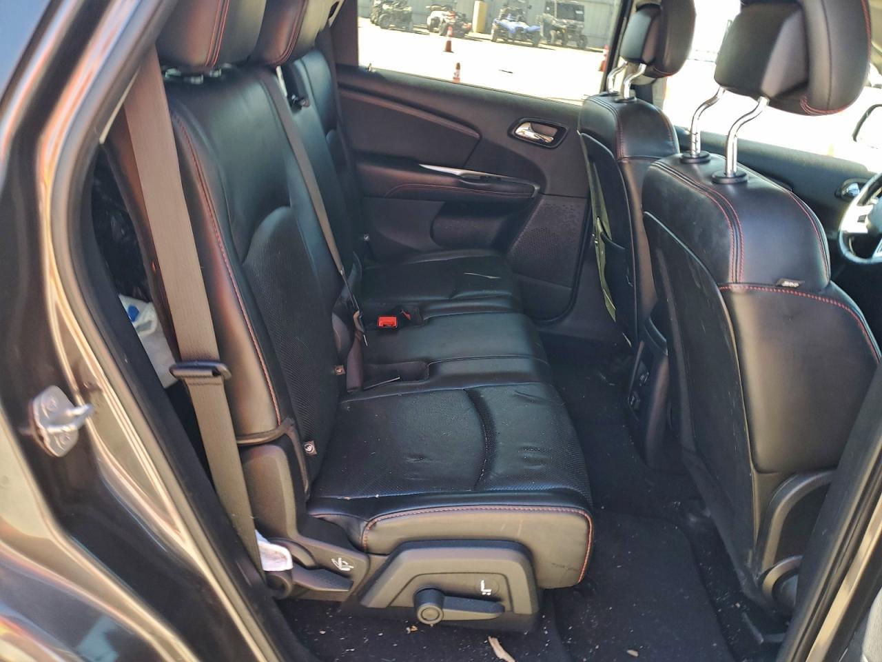 2014 Dodge Journey R/T - zdjęcie 10