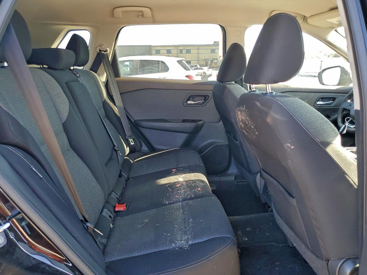 2021 Nissan Rogue Sv - zdjęcie 11