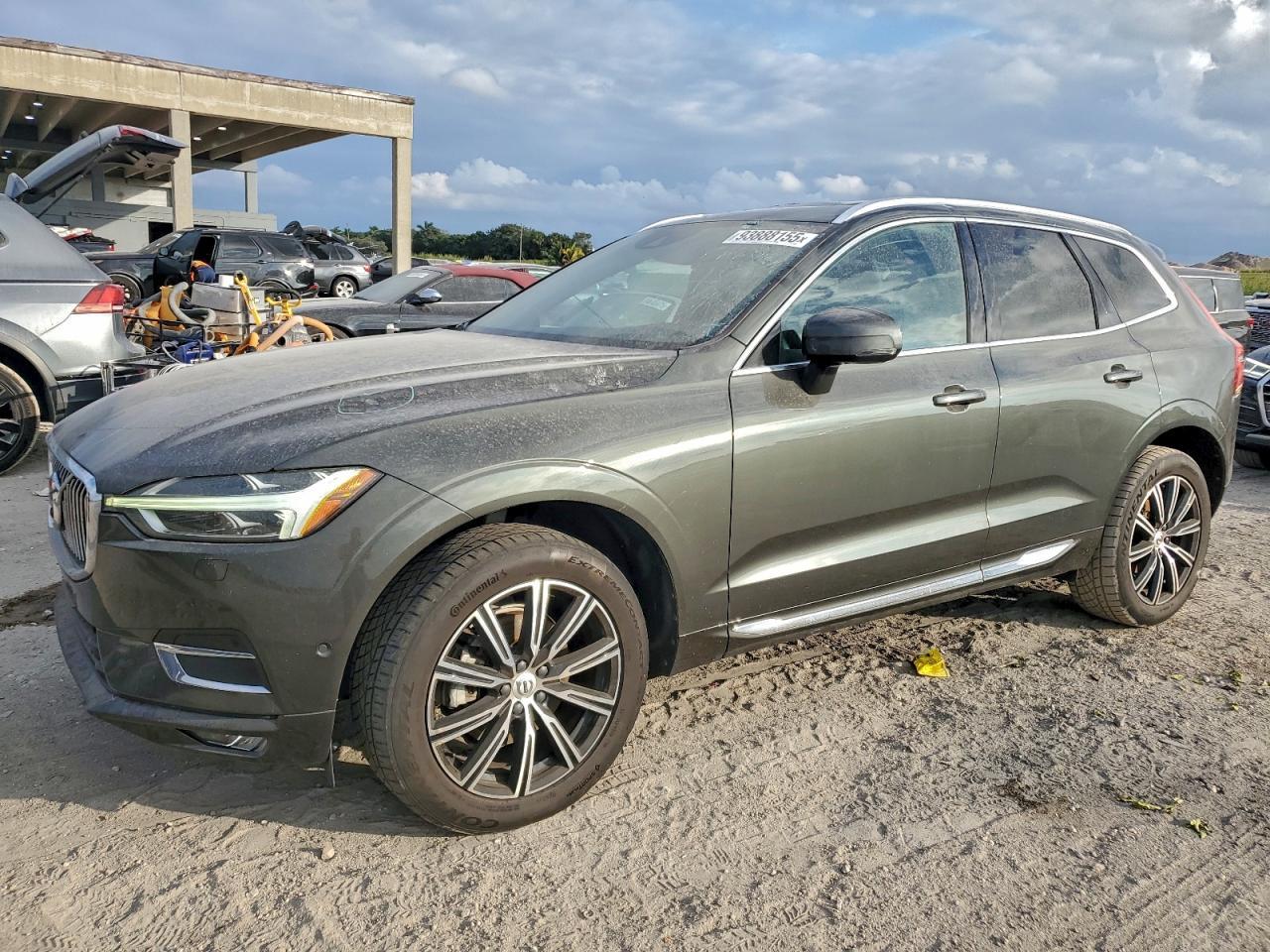 2018 Volvo XC60 - zdjęcie główne