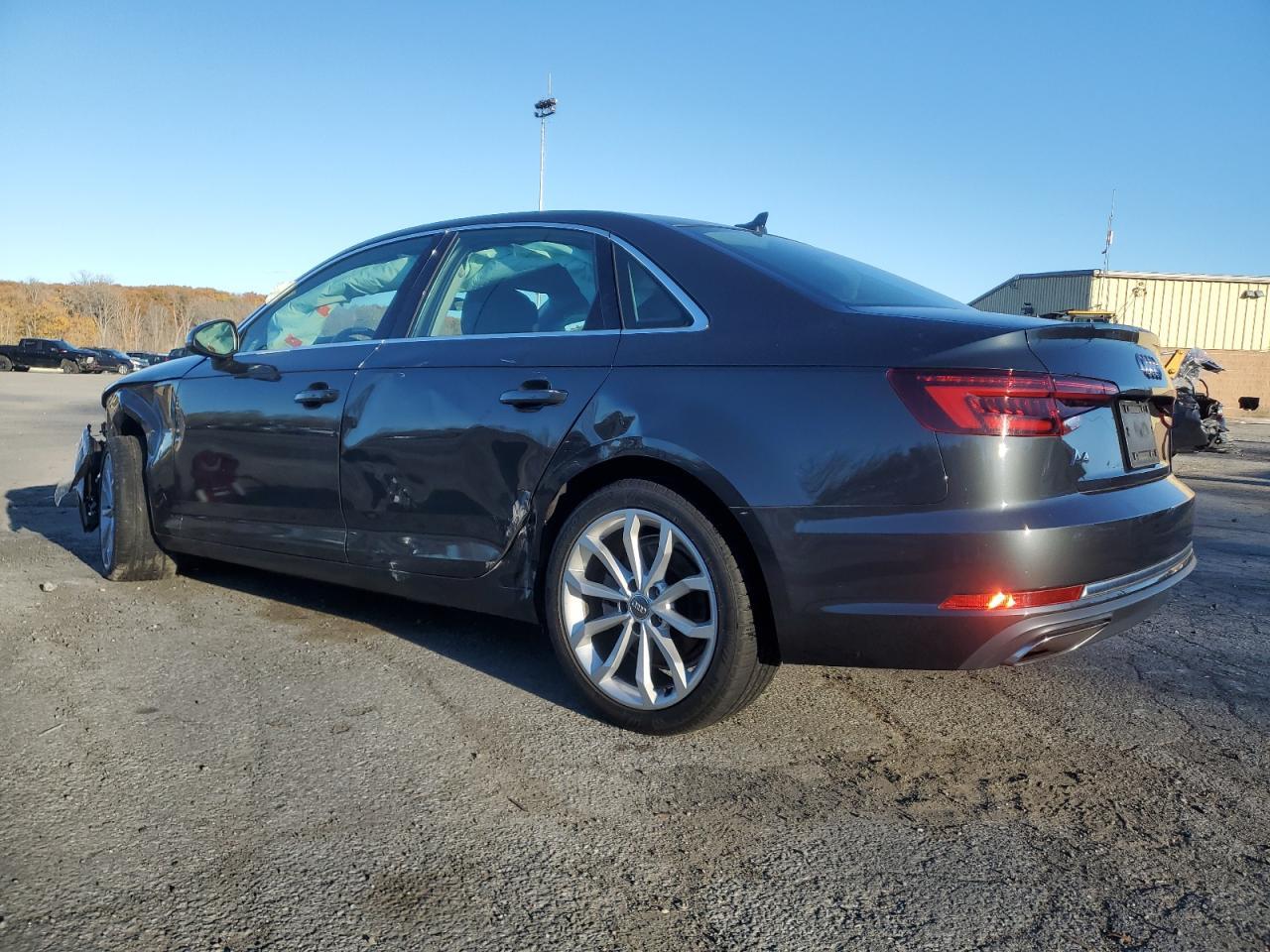 2019 Audi A4 - zdjęcie 2