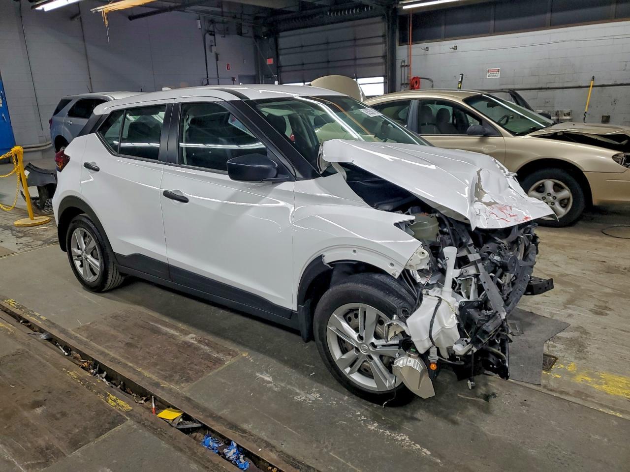 2023 Nissan Kicks S - zdjęcie 4