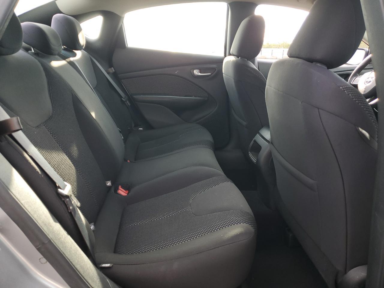 2015 Dodge Dart Se - zdjęcie 10