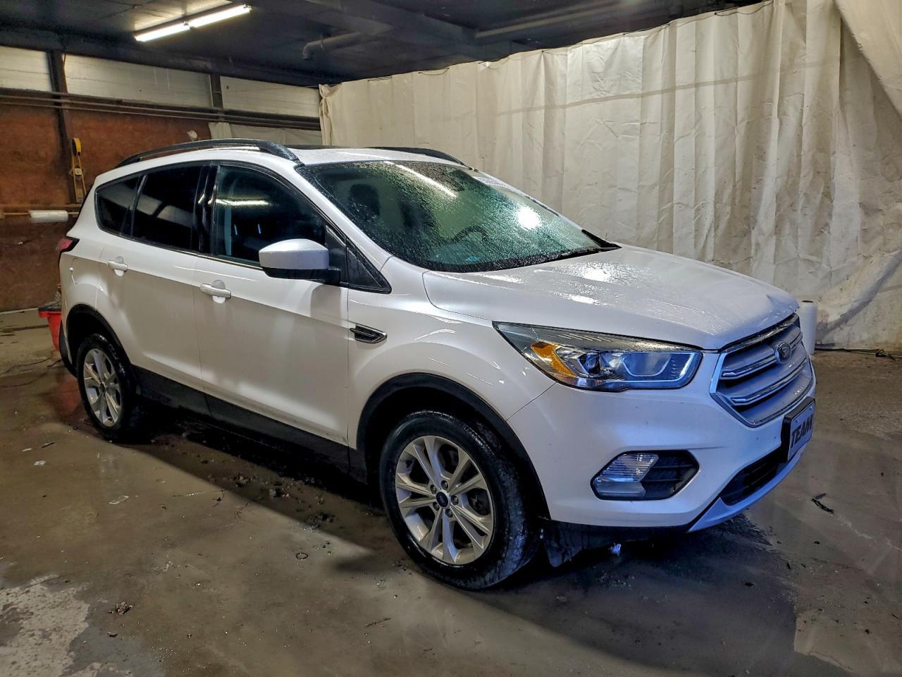 2018 Ford Escape - zdjęcie 4