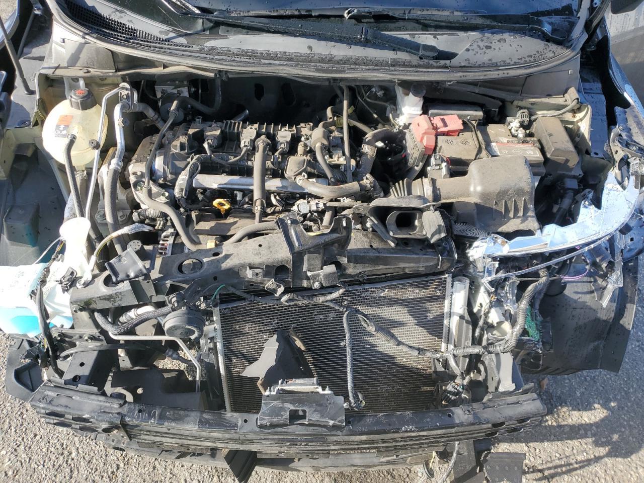 2020 Nissan Versa - zdjęcie 11