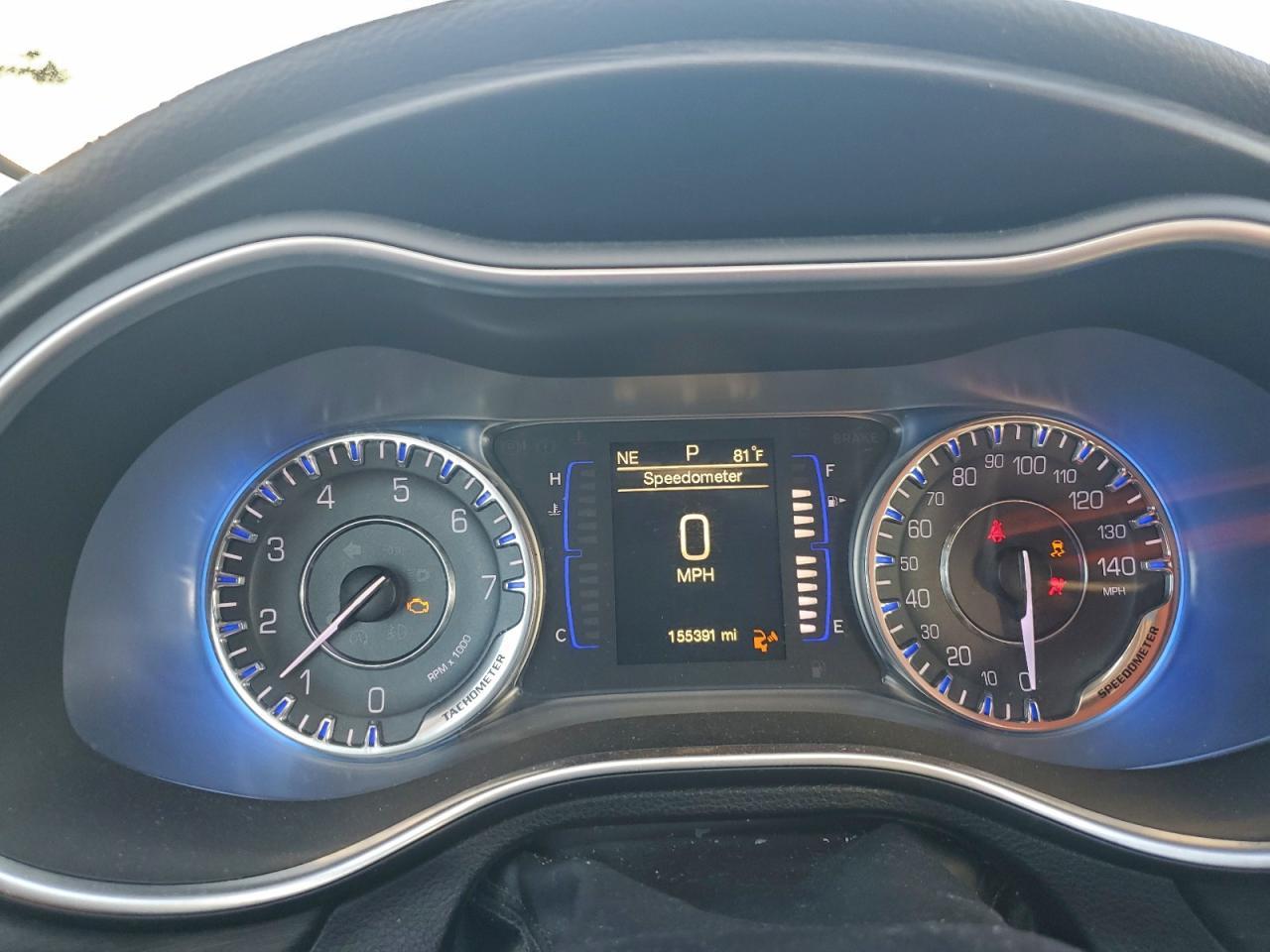 2015 Chrysler 200 - zdjęcie 9