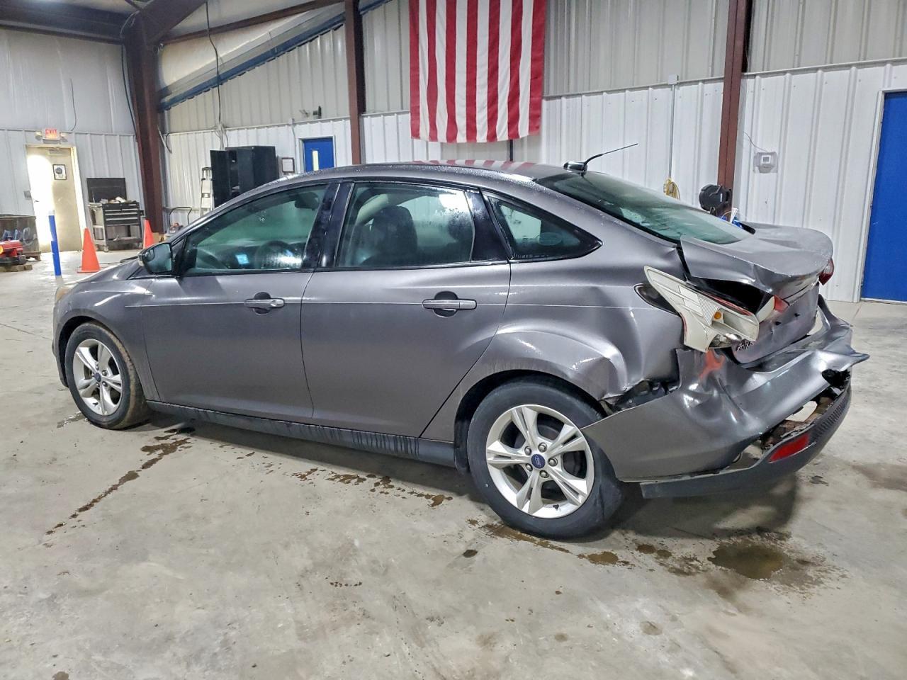 2014 Ford Focus - zdjęcie 2