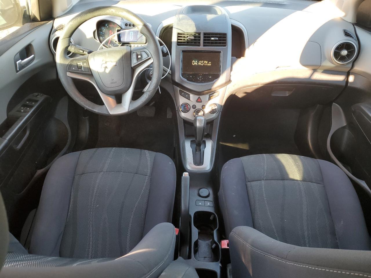 2013 Chevrolet Sonic - zdjęcie 8