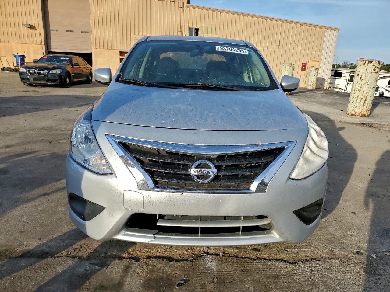 2017 Nissan Versa - zdjęcie 5