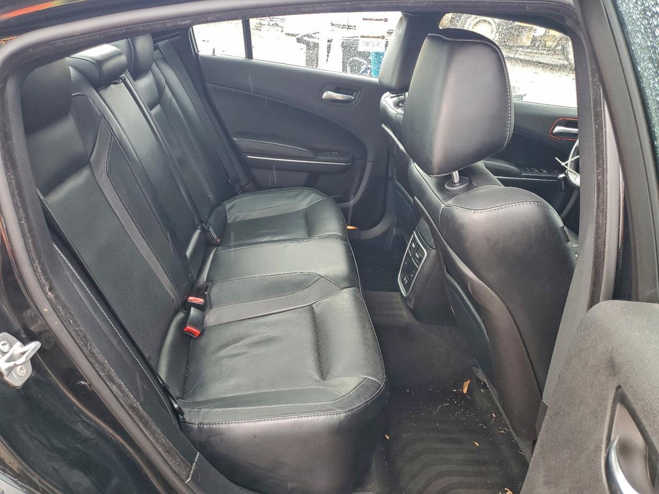 2015 Dodge Charger - zdjęcie 10