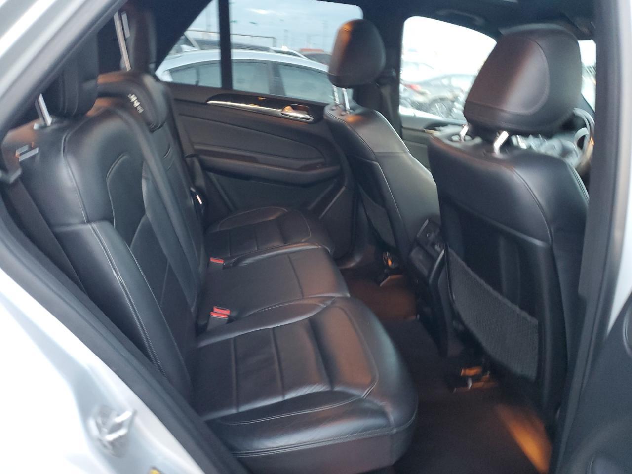 2016 Mercedes-Benz GLE - zdjęcie 11