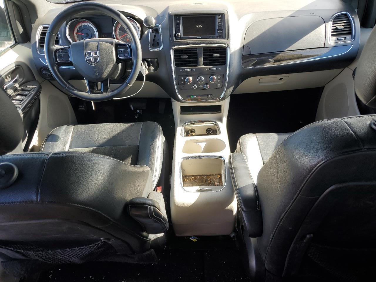 2017 Dodge Caravan - zdjęcie 8