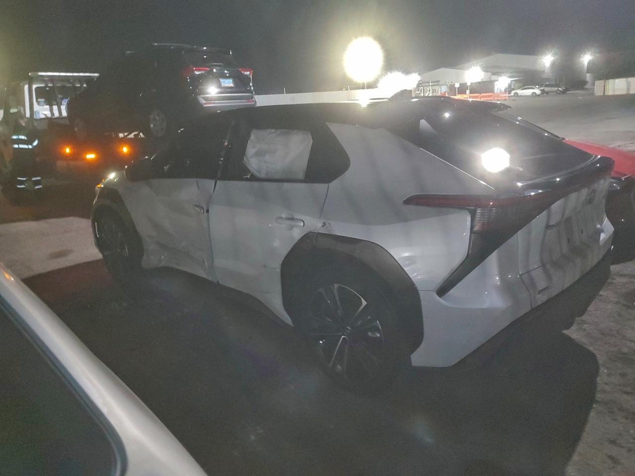 2024 Toyota bZ4X - zdjęcie 2
