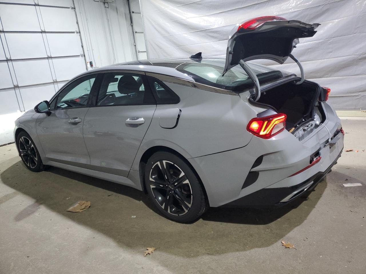 2022 Kia K5 Gt Line - zdjęcie 2