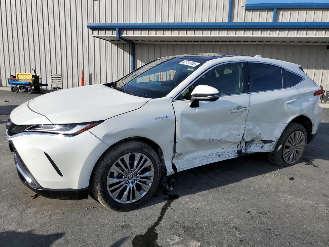 2021 Toyota Venza - zdjęcie główne