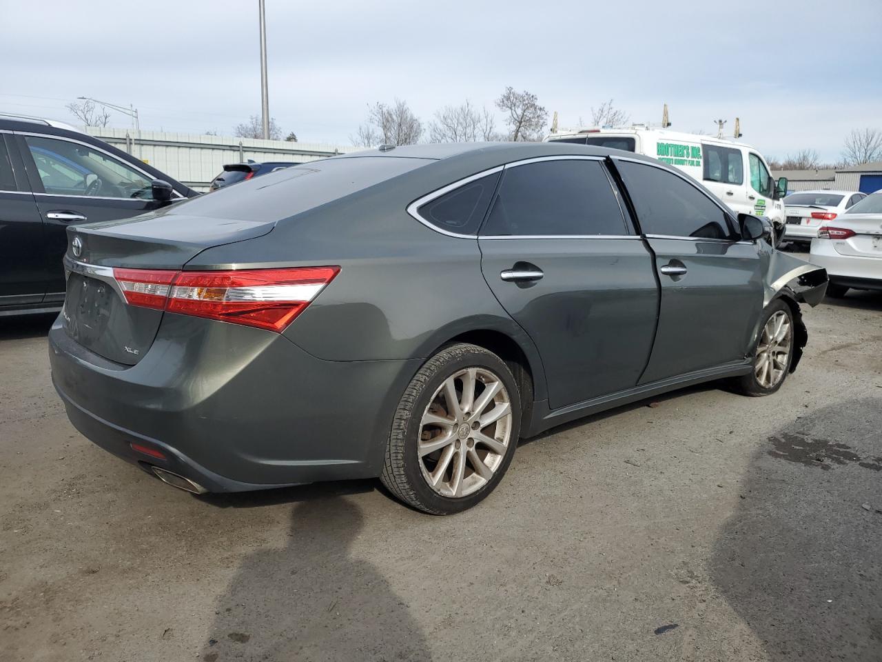 2013 Toyota Avalon Base - zdjęcie 3